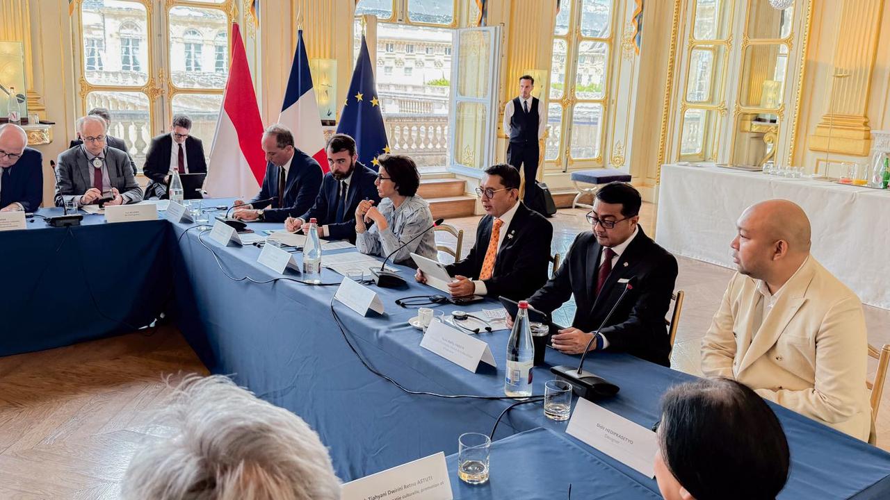 Menparekraf Hadiri Strategic Cultural Dialogue di Paris, Perkuat Diplomasi Budaya dan Ekonomi Kreatif Indonesia-Prancis