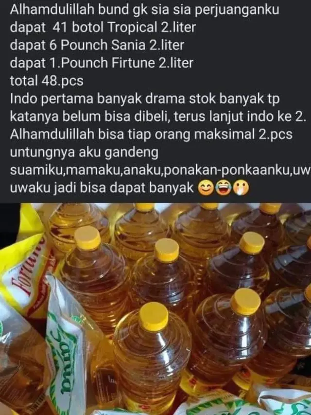 Emak-Emak Antri Minyak Goreng