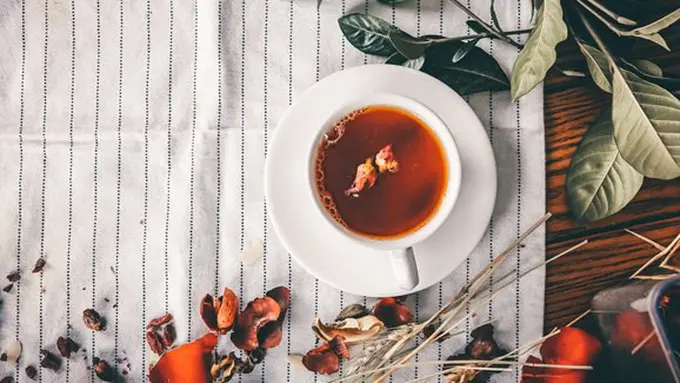 Teh jahe kunyit kayu manis/copyright unsplash/Ablimit Ablet