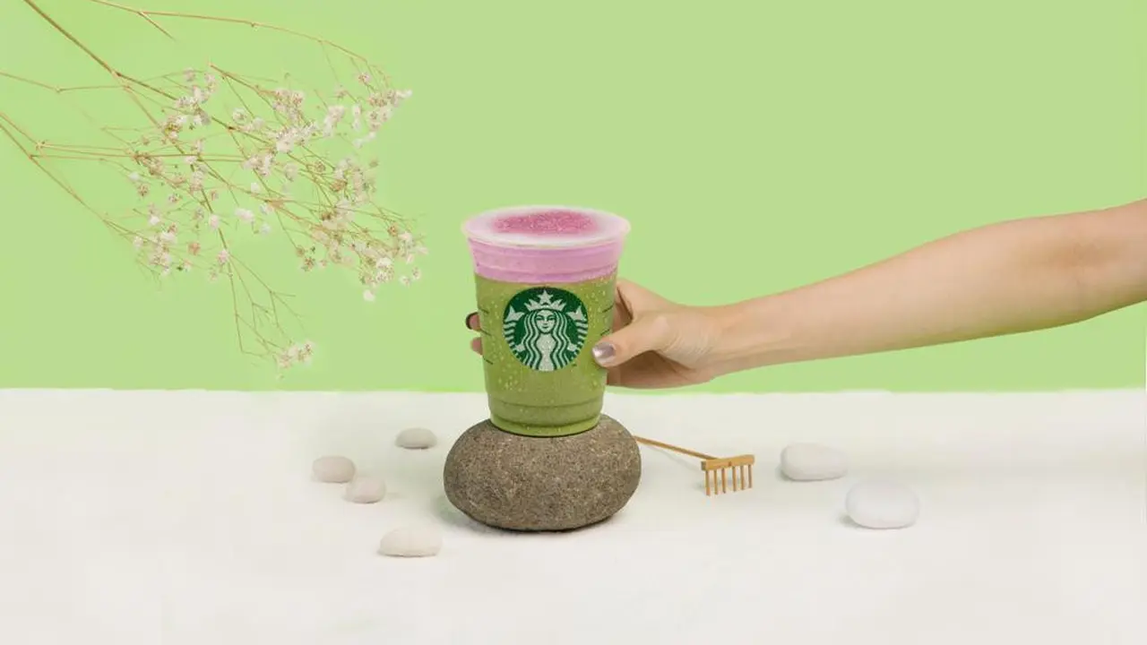 Black Sasame Matcha Latte with Taro Foam.