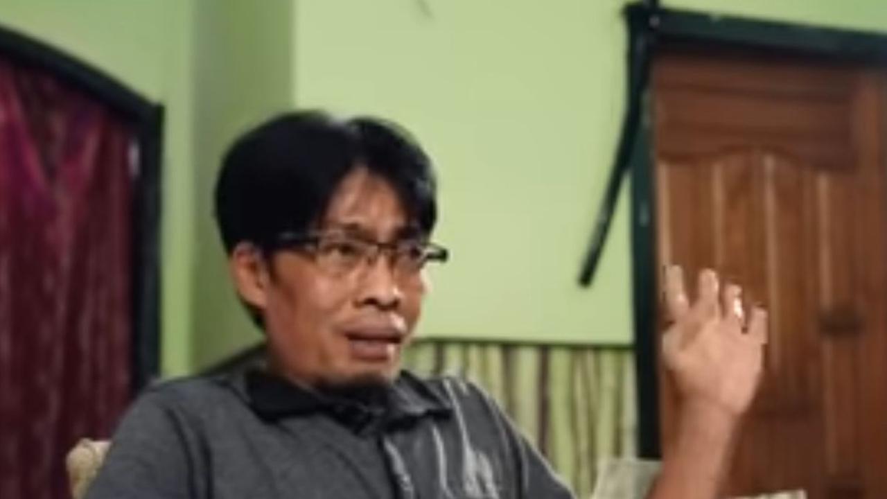 “Banyak sekali keuntungan-keuntungan yang saya dapatkan,” kata Sukamdi dalam wawancara di Channel Youtube Pecah telur, Senin(27/11).