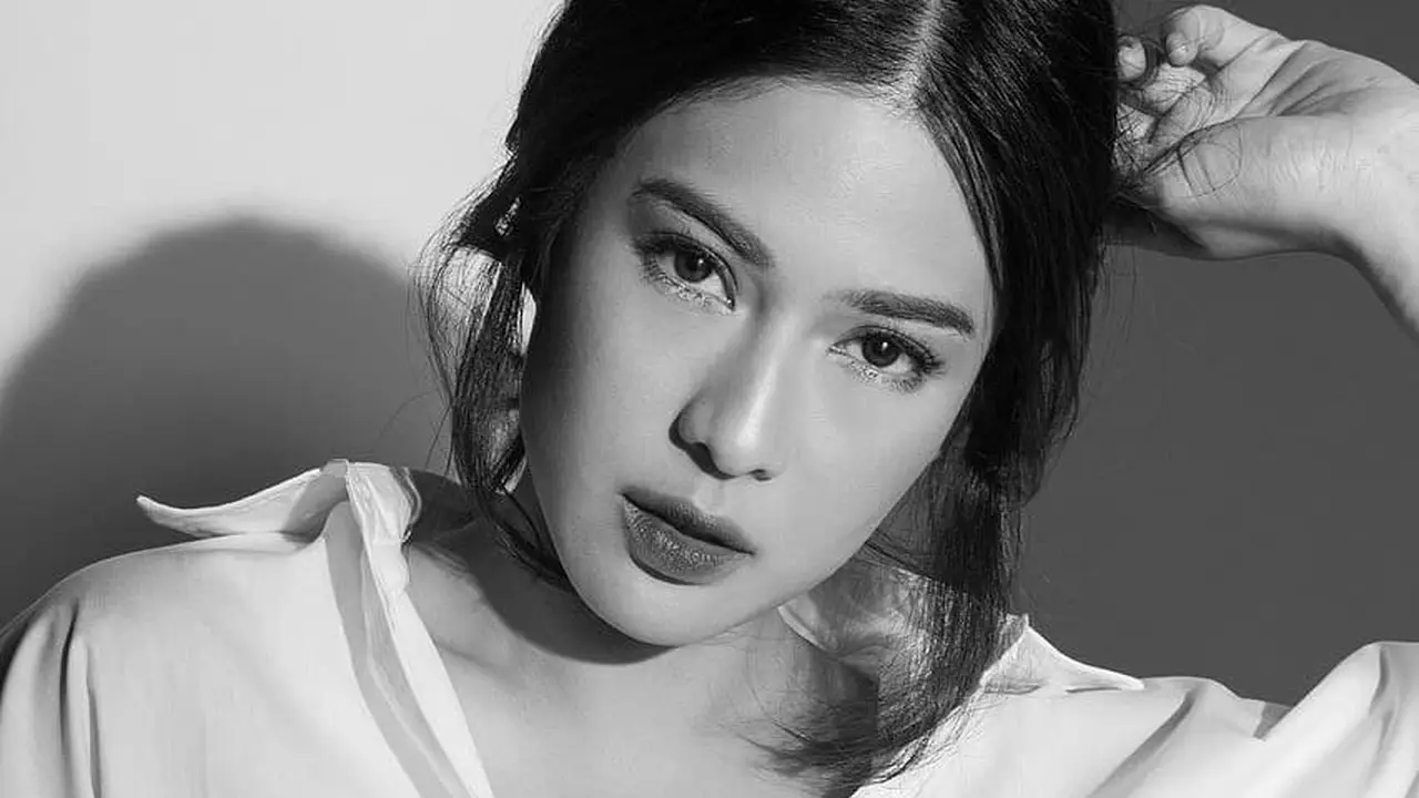 [Bintang] Dian Sastrowardoyo