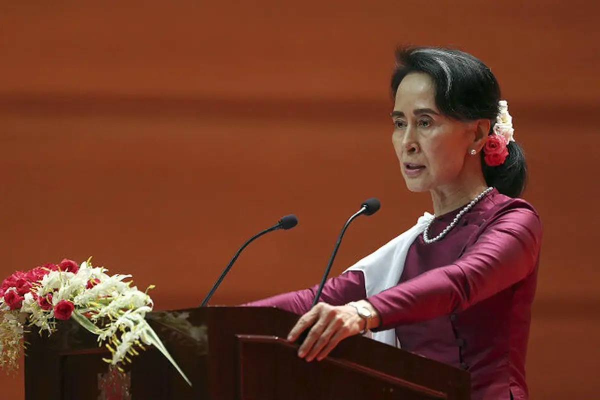 Pemimpin de facto Myanmar Aung San Suu Kyi pada Selasa 19 September 2017 akhirnya bicara ke dunia soal krisis di Rakhine yang memicu eksodus massal warga Rohingya ke Bangladesh