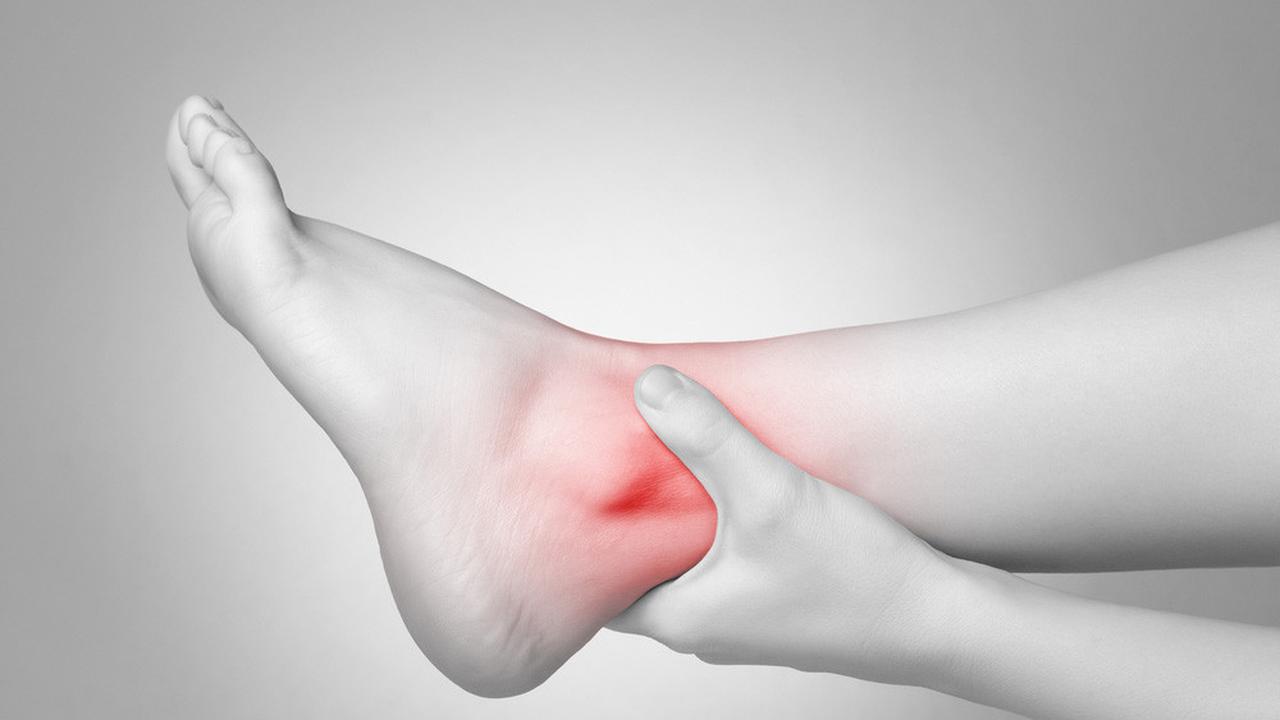 8 Cara Mengatasi Kaki Terkilir, Bisa Dilakukan Sendiri di Rumah
