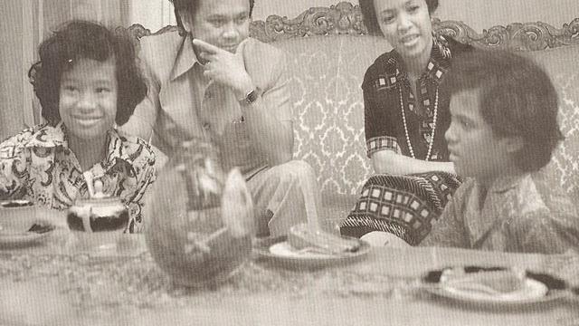 potret habibie