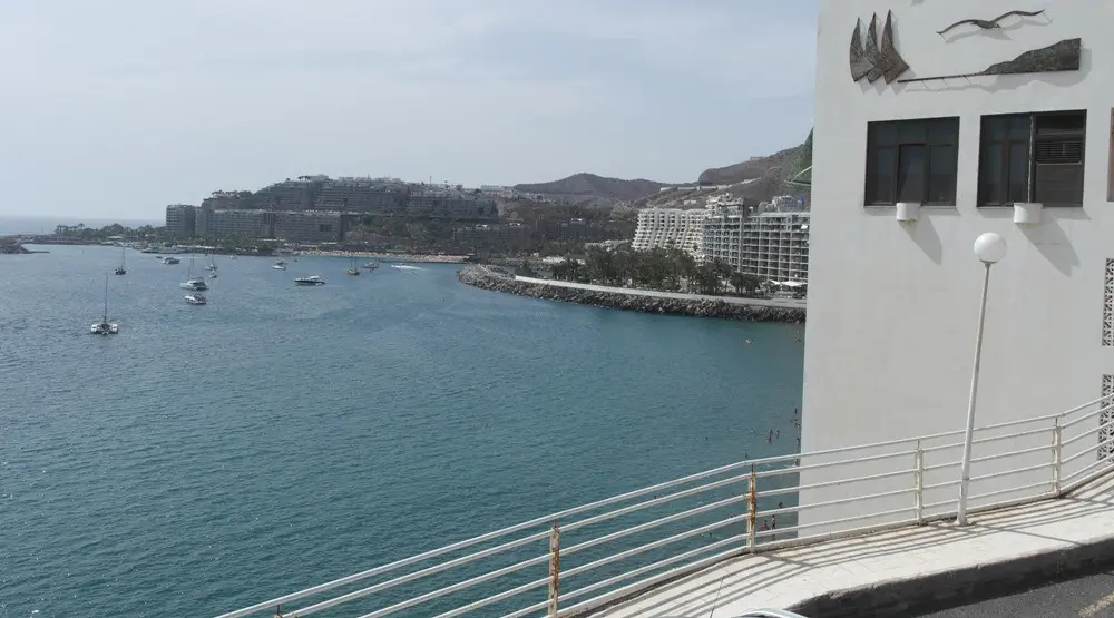 Hotel di wilayah Anfi del Mar mendapat kucuran modal investasi dari David Silva untuk meningkatkan sektor Pariwisata di wilayah Arguineguin. (Bola.com/Reza Khomaini)