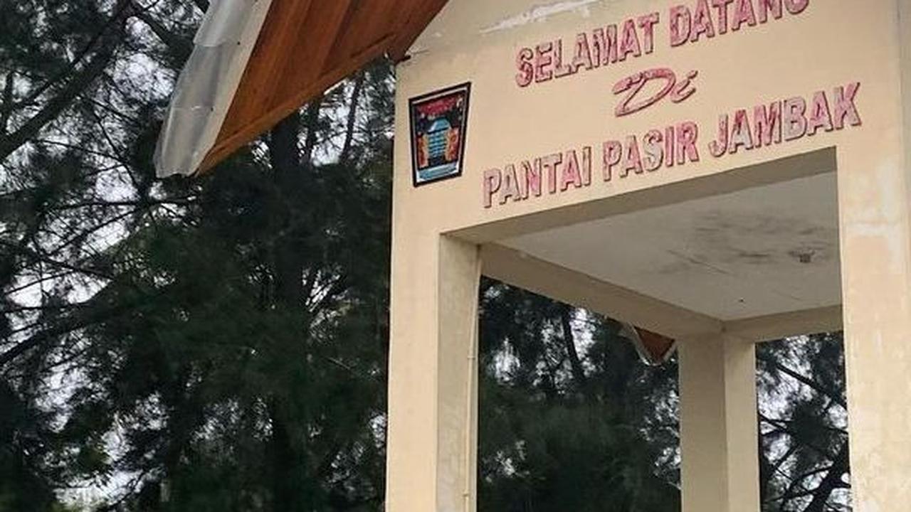 Mengunjungi Pantai Pasir Jambak, Menikmati Matahari Tenggelam saat Akhir Pekan di Padang
