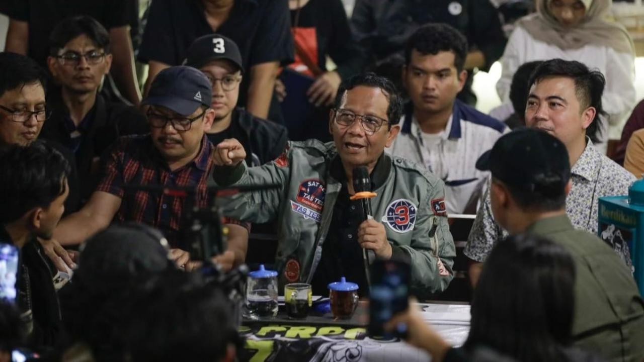 VIDEO: Mahfud MD Puji Ucapan Luhut Jangan Bawa Orang Toxic "Maksudnya Penyakit Korup"