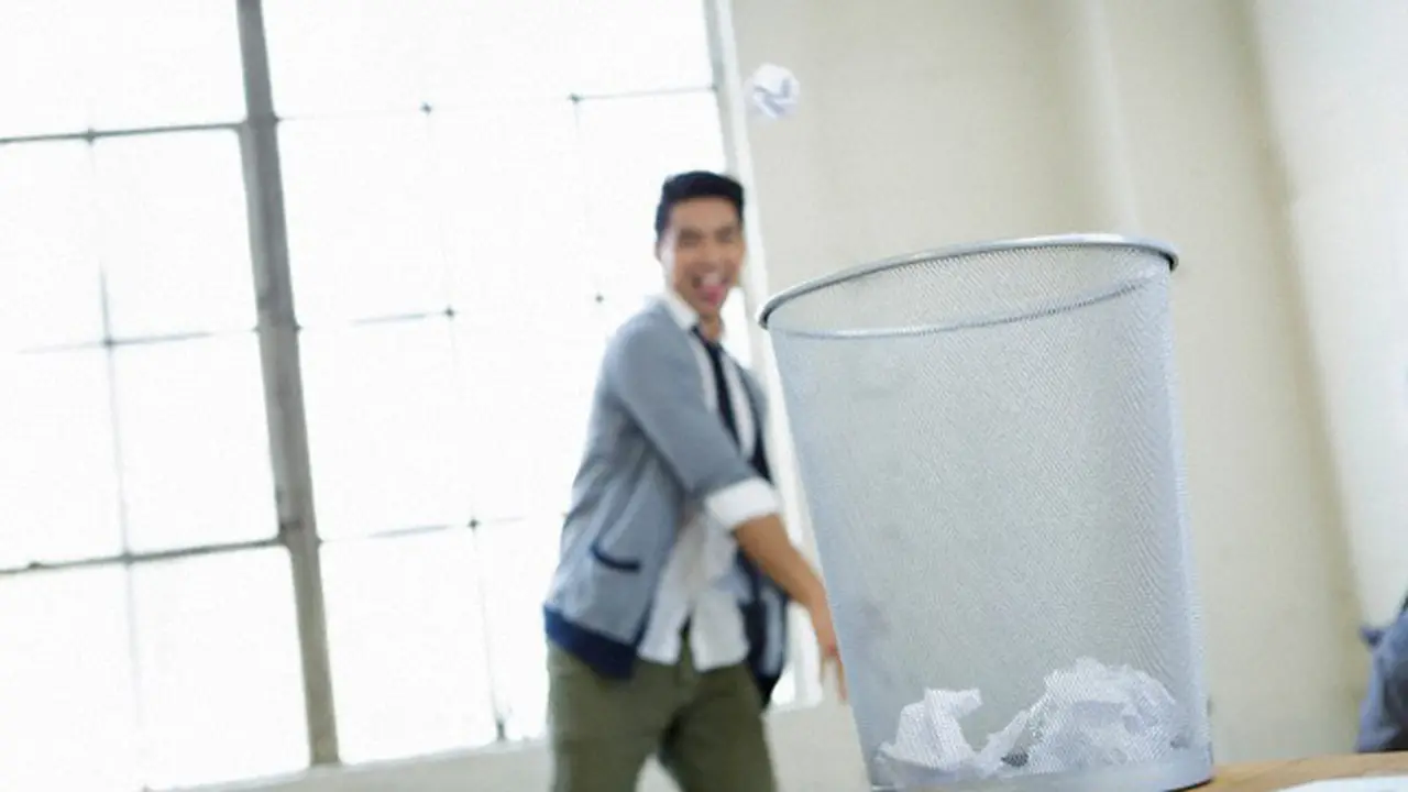 Lima Tempat Sampah Unik Berteknologi Canggih di Dunia