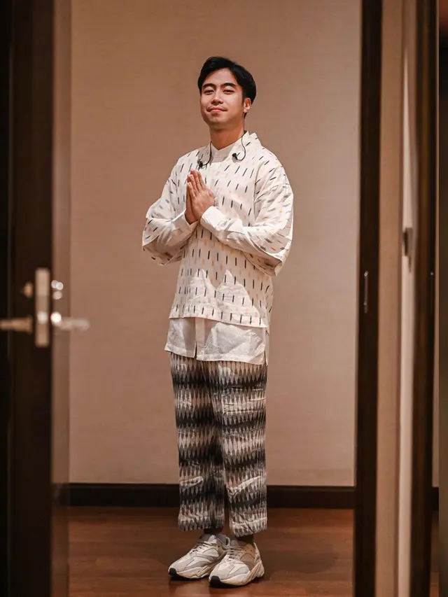 Inspirasi Gaya Fashion Vidi Aldiano yang Memesona