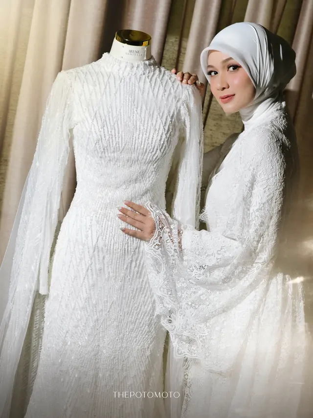Dea Annisa Tampil Bak Fairytale Bride dalam Gaun Modest Serba Putih