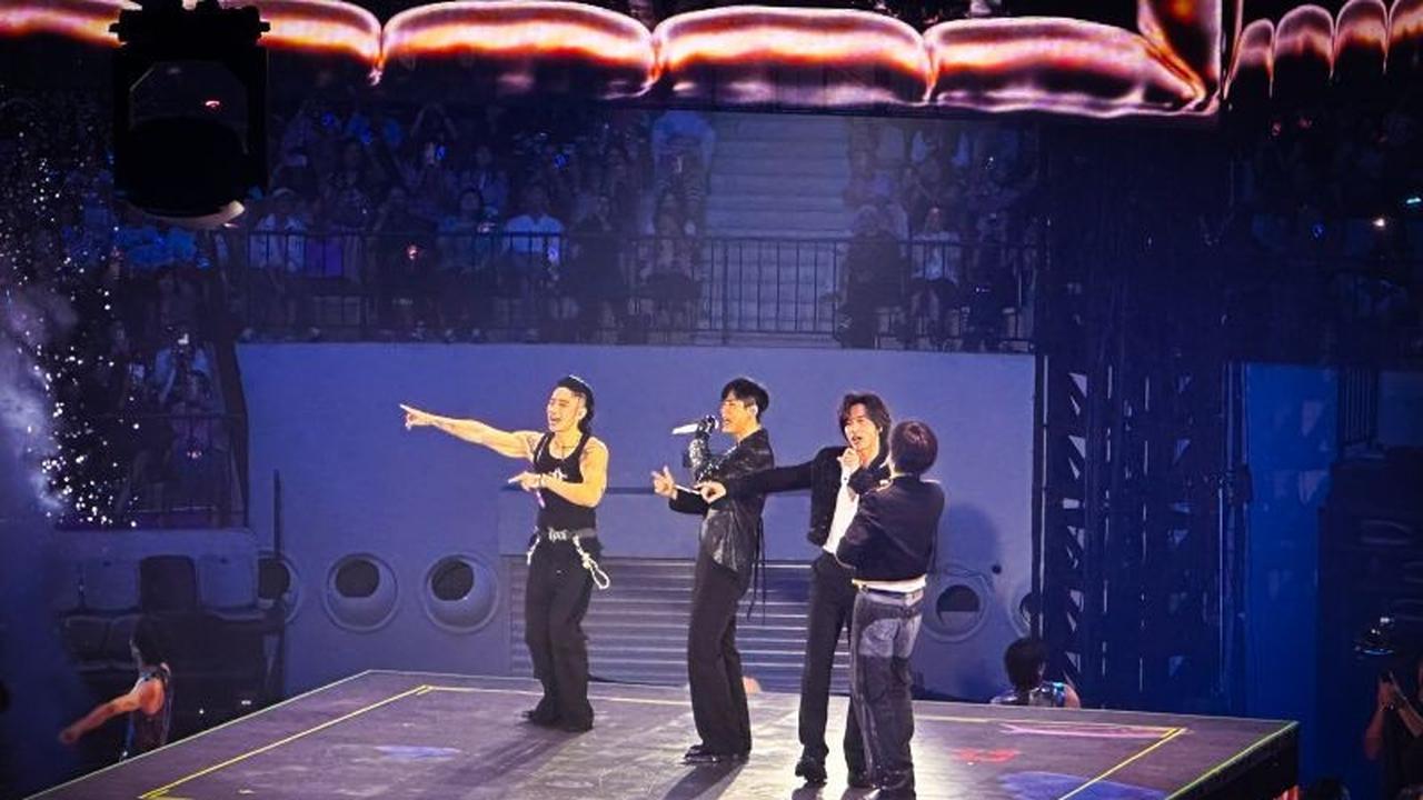 F-FOREVER Sukses Bawa Gelombang Nostalgia di Konser Jakarta, Ribuan Penggemar Terhanyut