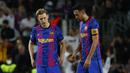 Barcelona sempat memperkecil ketertinggalan lewat gol Sergio Busquets dan Memphis Depay. Sayangnya, waktu tak berpihak kepada Blaugrana untuk menyamakan kedudukan. (AP/Joan Monfort)