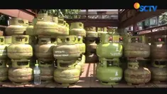 Sejak dua minggu terakhir elpiji ukuran tiga kilogram langka di Solo, Jawa Tengah.