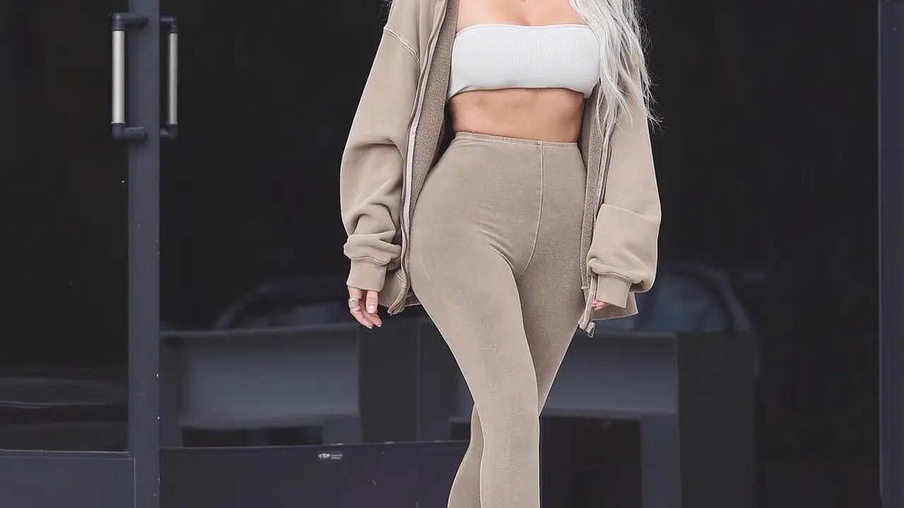 [Bintang] Kim Kardashian