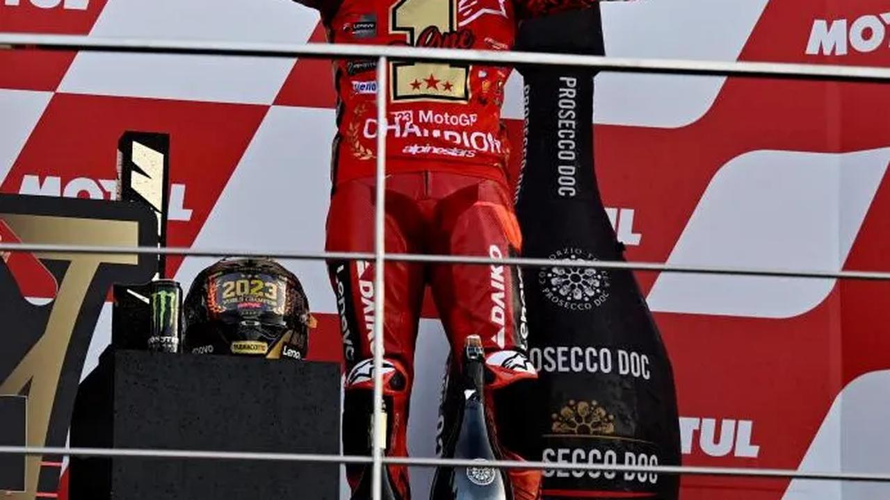 Kemenangan ini membuat Pecco mencetak tiga rekor usai menyandang sebagai juara dunia MotoGP 2023.