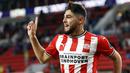 Maximiliano Romero. Striker Argentina 23 tahun ini telah 5 musim bersama PSV usai didatangkan dari Velez Sarsfield pada 2017/2018. Sempat dipinjamkan ke Velez Sarsfield pada 2019/2020, musim ini ia telah tampil 16 kali di semua ajang dengan torehan 4 gol dan 4 assist. (AFP/ANP/Maurice van Steen)