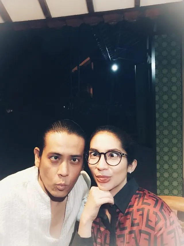 Artis Batal Cerai