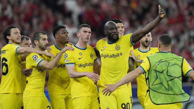 Foto: Bekuk Benfica, Inter Milan Kembali Tatap Semifinal Liga Champions setelah 13 Tahun