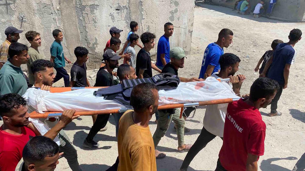 FOTO: Serangan Israel ke RS Nasser Tewaskan 5 Jurnalis, Total 245 Wartawan Gugur di Gaza