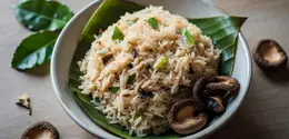 Resep Nasi Kukus Daun Jeruk dan Jamur Kering yang Wangi Gurih./Copyright depositphotos.com/AI