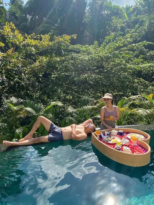 Iis Dahlia dan Satrio Dewandono (Instagram/isdadahlia)