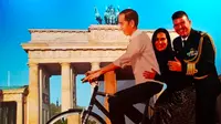 Replika Jokowi di peringatan HUT ke-74 RI di Jerman. (Dokumentasi KBRI Berlin)