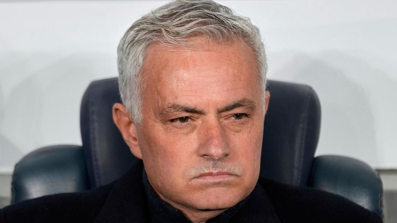 Fenerbahce Kalah 1-3 dari Rangers, Jose Mourinho Tak Berdaya Bawa Kemenangan untuk Timnya