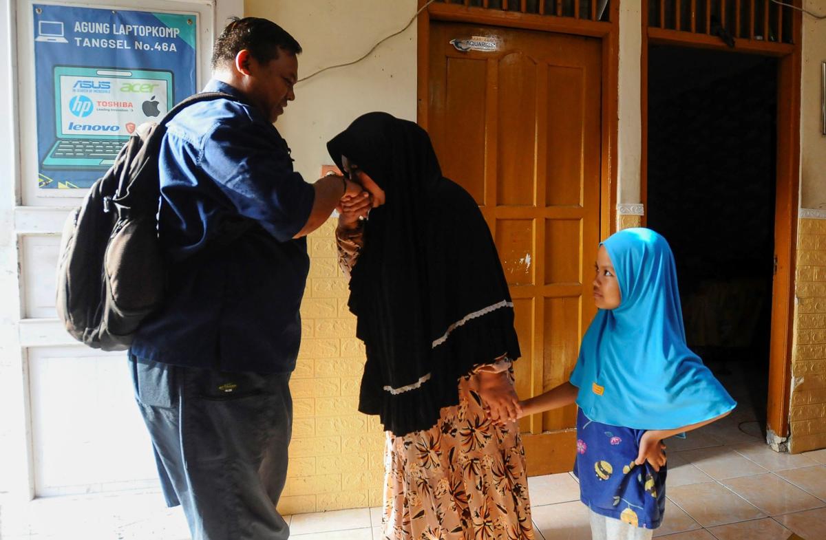 Semangat Guru Difabel di YPAC