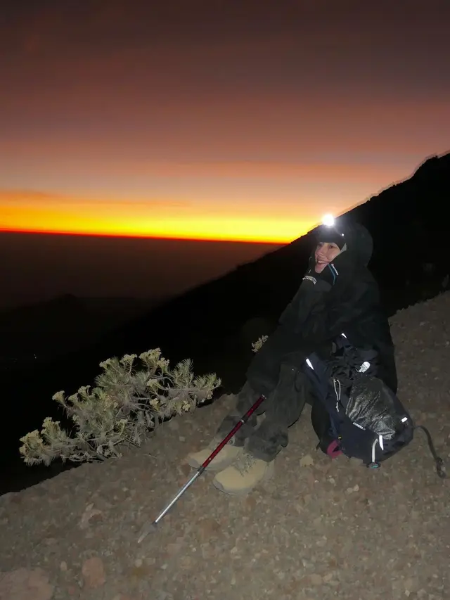 Pendakian Perdana, Ini 7 Potret Perjalanan Tatjana Saphira Naik Gunung Rinjani