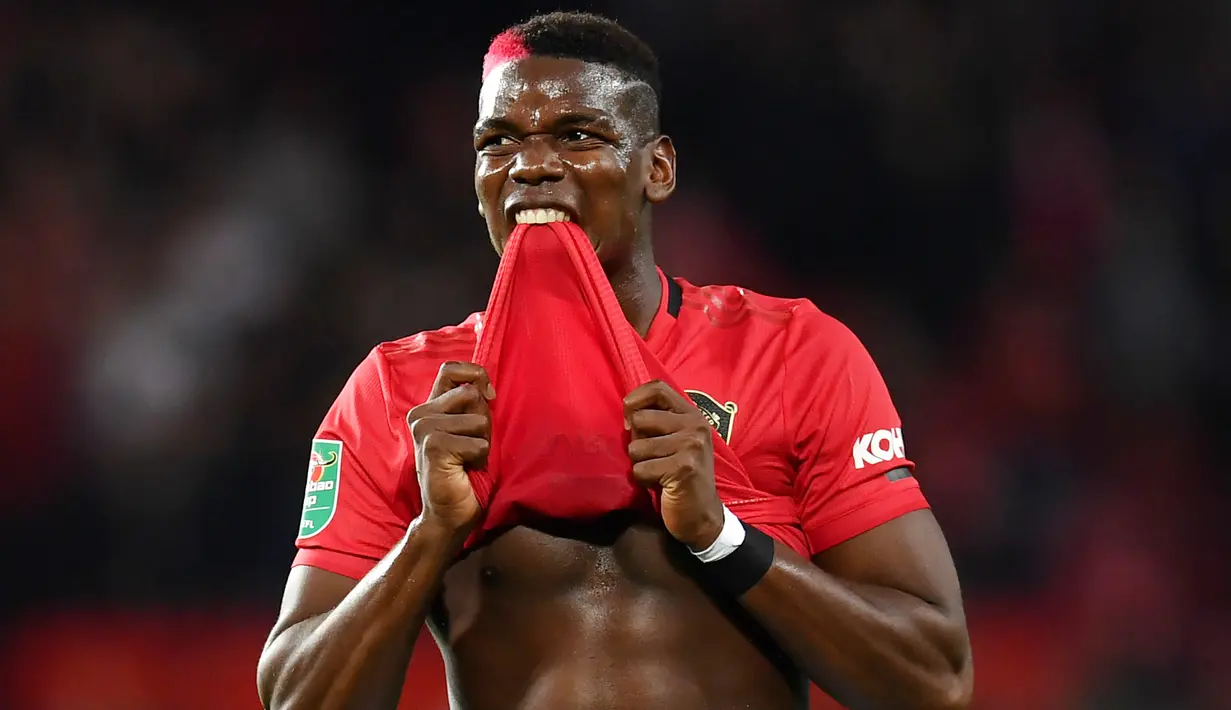 1. Paul Pogba - Gelandang Timnas Prancis ini merupakan pembelian termahal Mourinho selama menjadi pelatih. Pemain bernomor punggung enam itu ditebus Setan Merah dari Juventus dengan harga mencapai 105 juta euro. (AFP/Paul Ellis)