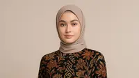 7 Model Tunik Batik untuk Pesta 2025, Gaya Kekinian untuk Wanita Modern