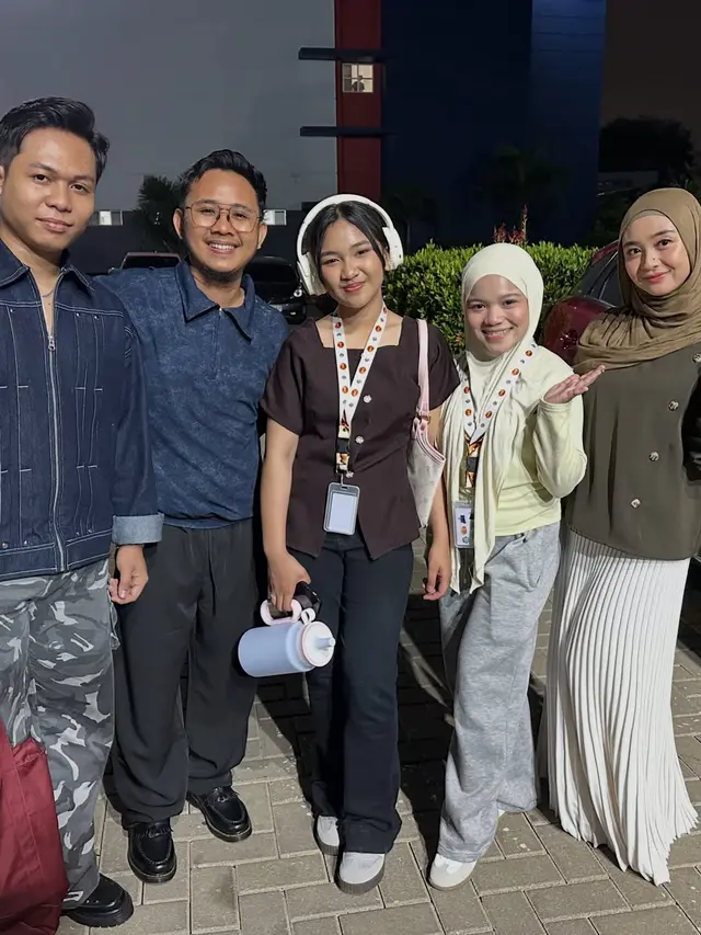 Ega, Rafly, dan Academia Top 17 Dangdut Academy 8