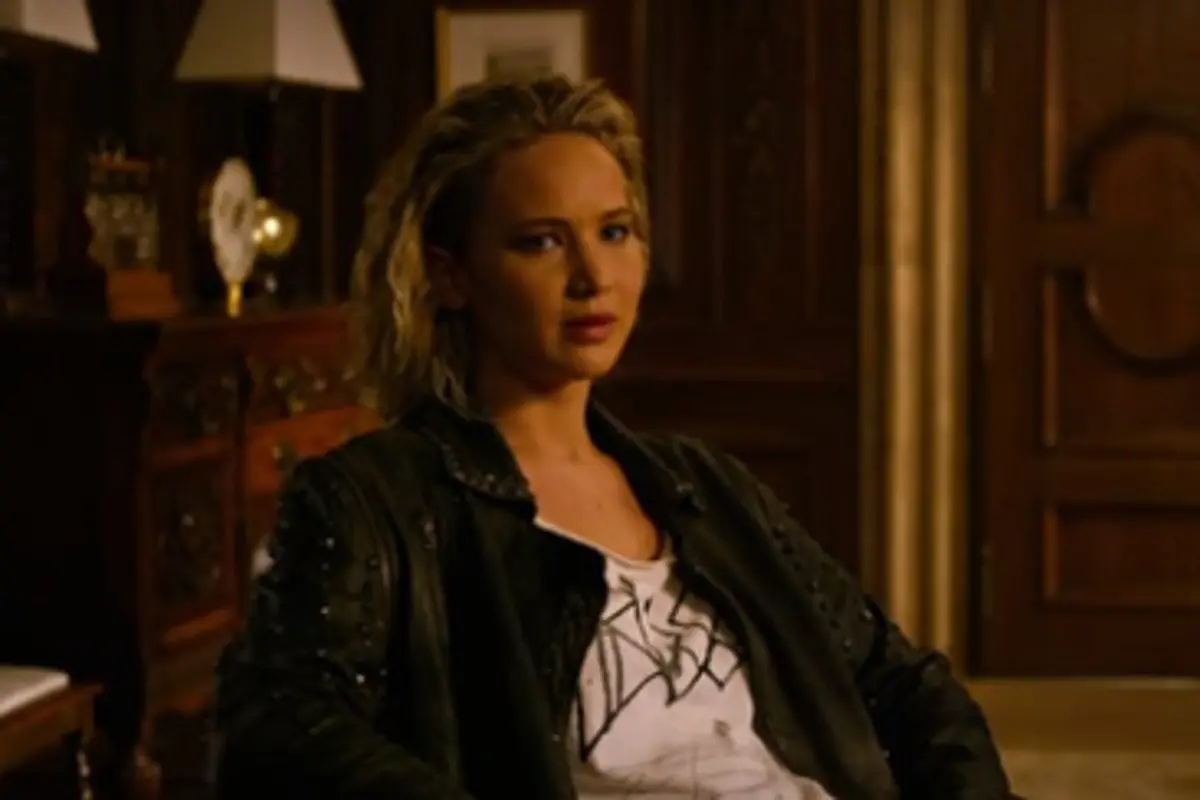 [Bintang] Jennifer Lawrence