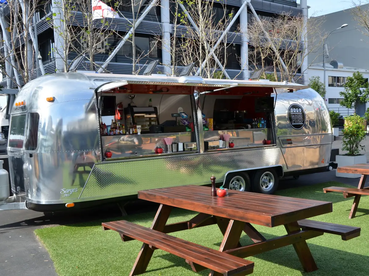 Pop-up Dinning: 7 Food Truck Unik yang Bakal Manjain Lidahmu - Lifestyle Fimela.com