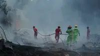 Berau Coal Kerahkan Tim Emergency Response Group Tangani Karhutla