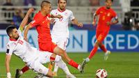Namun gol tersebut dianulir setelah VAR menunjukkan pemain China Jiang Guangtai berada dalam posisi offside. (KARIM JAAFAR/AFP)