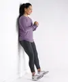 Tibialis raise adalah latihan sederhana yang bertujuan untuk memperkuat otot bagian depan kaki, tepatnya otot tibialis anterior. [Dok/Hinge Health]