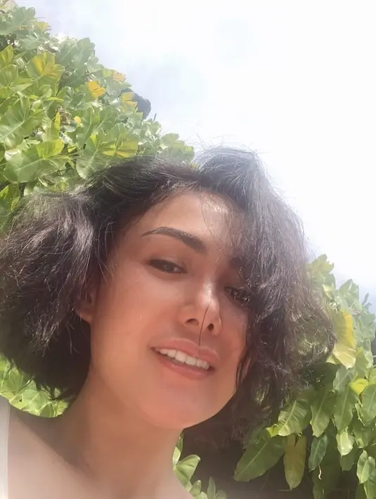 (Instagram/yunishara)