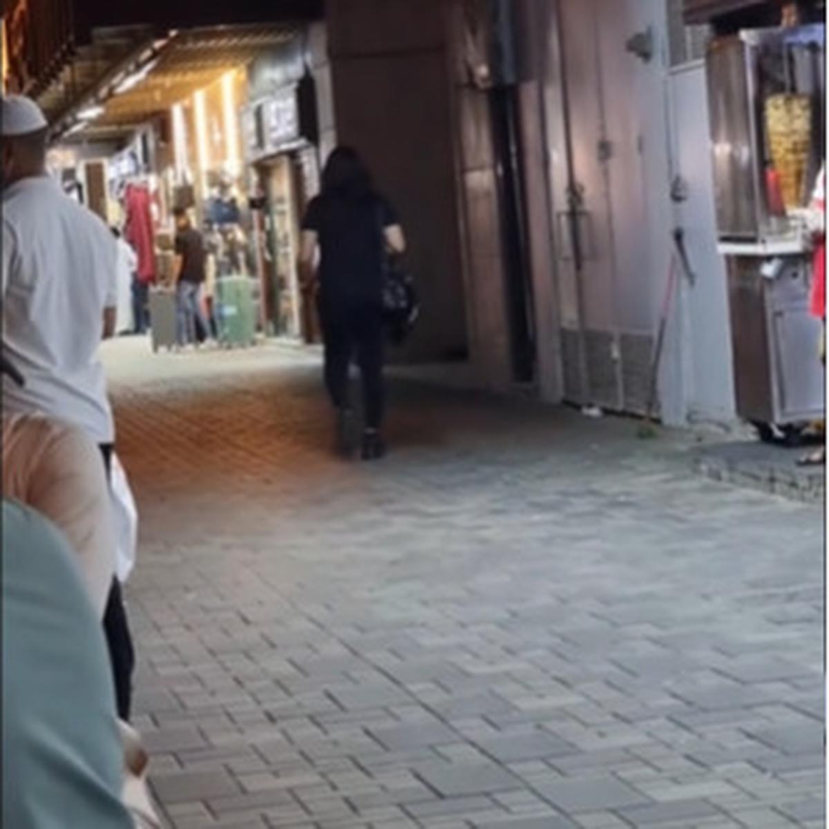 Beda Kehidupan Malam di Mekkah & Jeddah, Aurat Pria & Wanita Jadi Sorotan