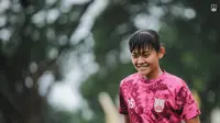 Gelandang tim Persis Solo Women, Helsya Maeisyaroh, mendapatkan panggilan untuk mengikuti TC Timnas Putri Indonesia U-20 persiapan Kualifikasi Piala Asia Wanita U-20 2023 yang akan berlangsung di Vietnam. (DOK Persis Solo)