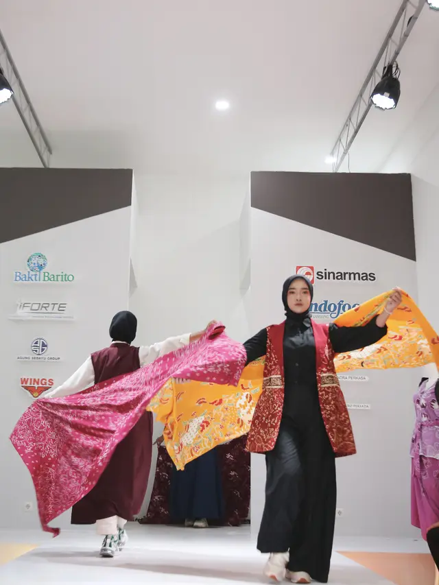 Generasi muda berupaya melestarikan Batik Batang (Istimewa)