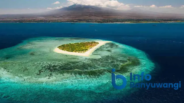 Pulau Tabuhan Banyuwangi (Foto: Info Banyuwangi)