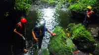 Menjelajah Sungai di Lereng Selatan Gunung Slamet