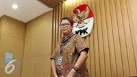 Pelaksana Harian Kepala Biro Humas KPK Yuyuk Andriati jelang konferensi pers terkait penetapan tersangka baru kasus tipikor e-KTP, Jakarta, Jum'at (30/9). (Liputan6.com/Helmi Afandi)