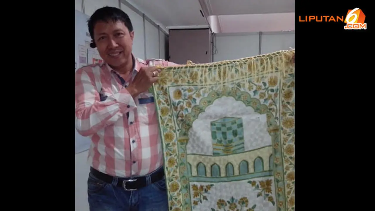 lelang-sajadah-131211b.jpg
