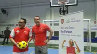 Ray Parlour (kanan) kunjungi Indonesia jelang Tottenham vs Arsenal (Liputan6.com/Risa Kosasih)