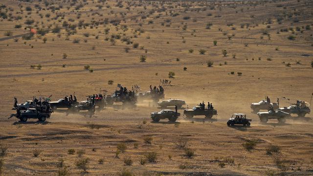 Ribuan Penggemar Mad Max Bespesta di Gurun California