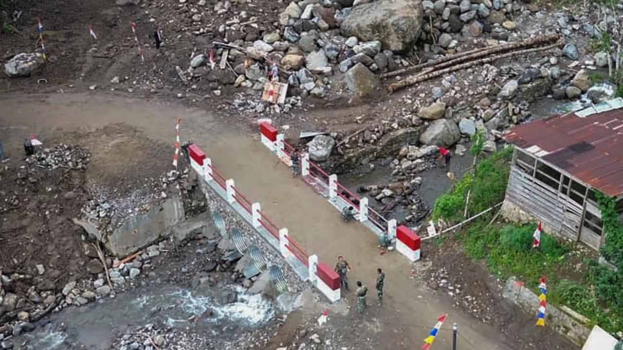 FOTO: Jembatan Aramco Aek Sibontor Kembali Buka Akses Warga Padangsidimpuan
