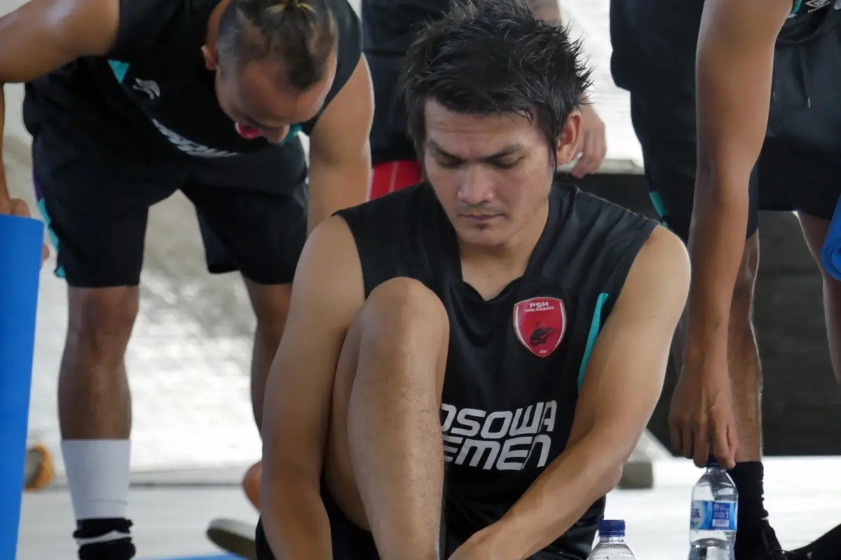 PSM Makassar, Sriwijaya FC, Bobby Satria